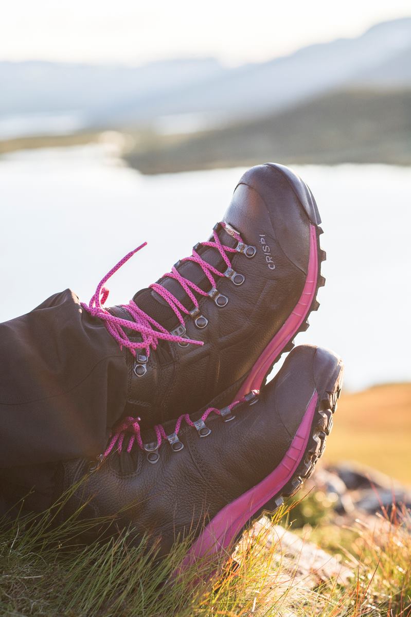 BOTA CRISPI VALDRES MAGENTA GTX MUJER - Imagen 8